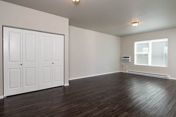 Port view apartments | spacious living room and dining room